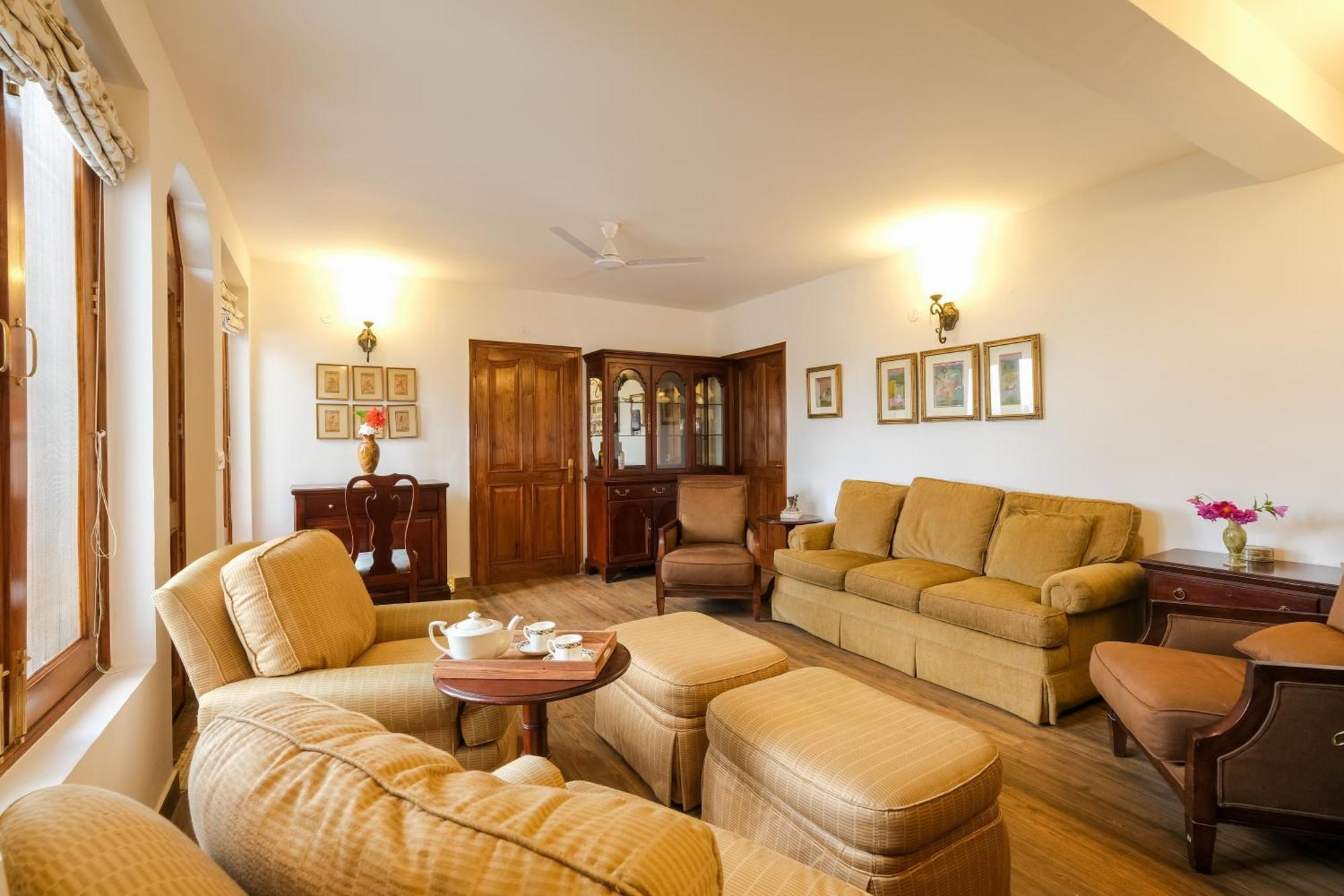 Jhs Estate By Just Homestay Мусори Екстериор снимка