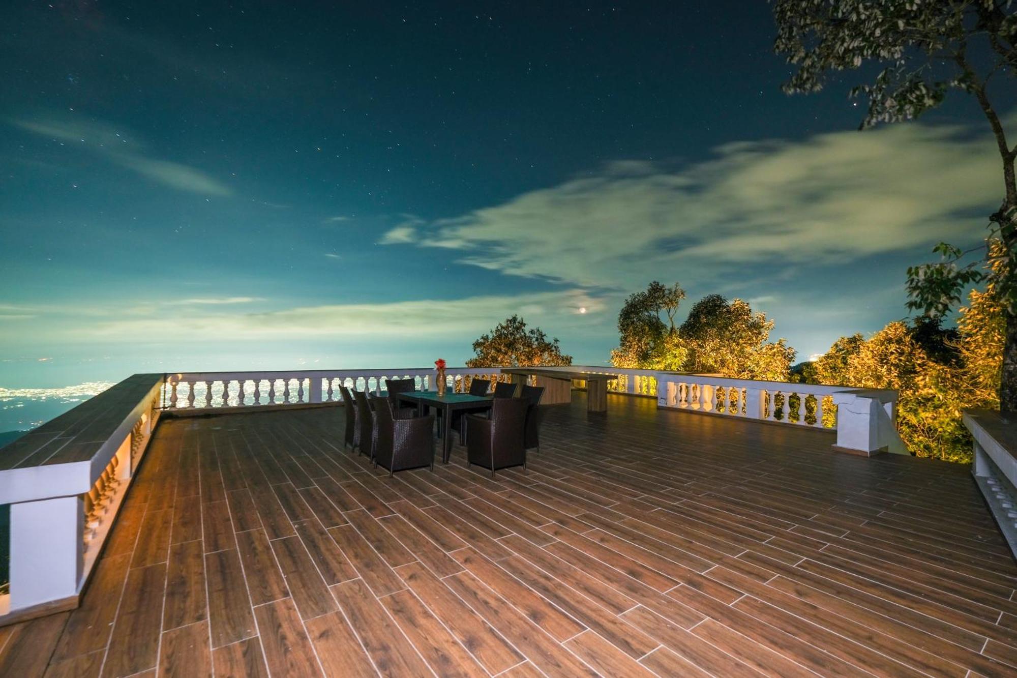 Jhs Estate By Just Homestay Мусори Екстериор снимка