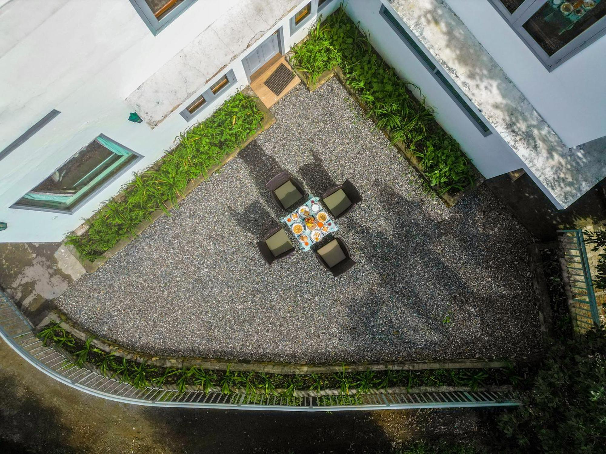 Jhs Estate By Just Homestay Мусори Екстериор снимка